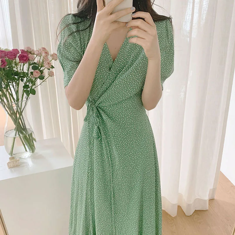 

New One Piece Floral Chiffon Dress 2021 Summer Korean Fashion Women'S Dress Elegant Sweet V-Neck A-Line Dress Casual Midi Dress