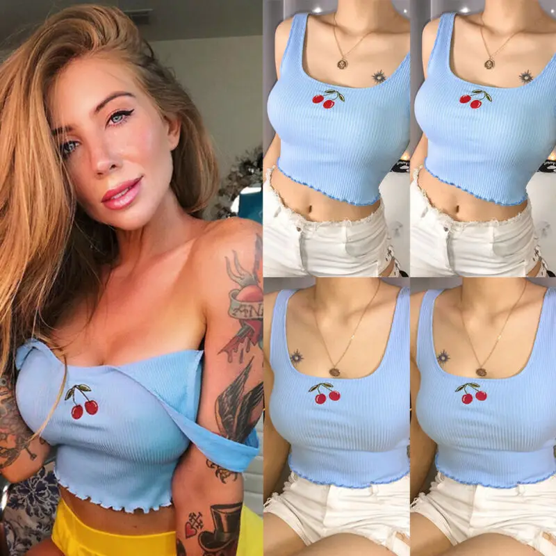 Кроп топ женский с вышивкой вишни майка на бретелях укороченная эластичная