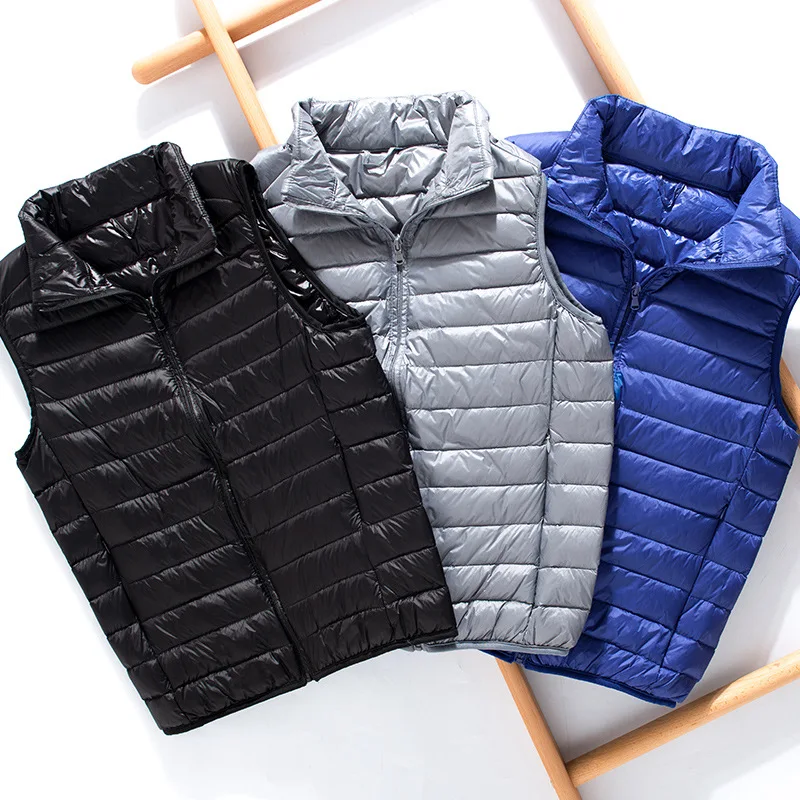 Man White Duck Down Vest Ultra Light Sleeveless Jackets Autumn Winter Men Fashion Puffer Coat Portable Strip Outerwear