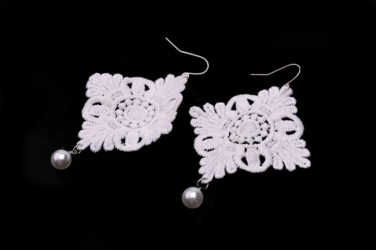 

Women's New Embroidered Lace Fabric Flowers Imitation Pearl Long Pendant Fashion Earrings Simple Geometric Square Ear Jewelry