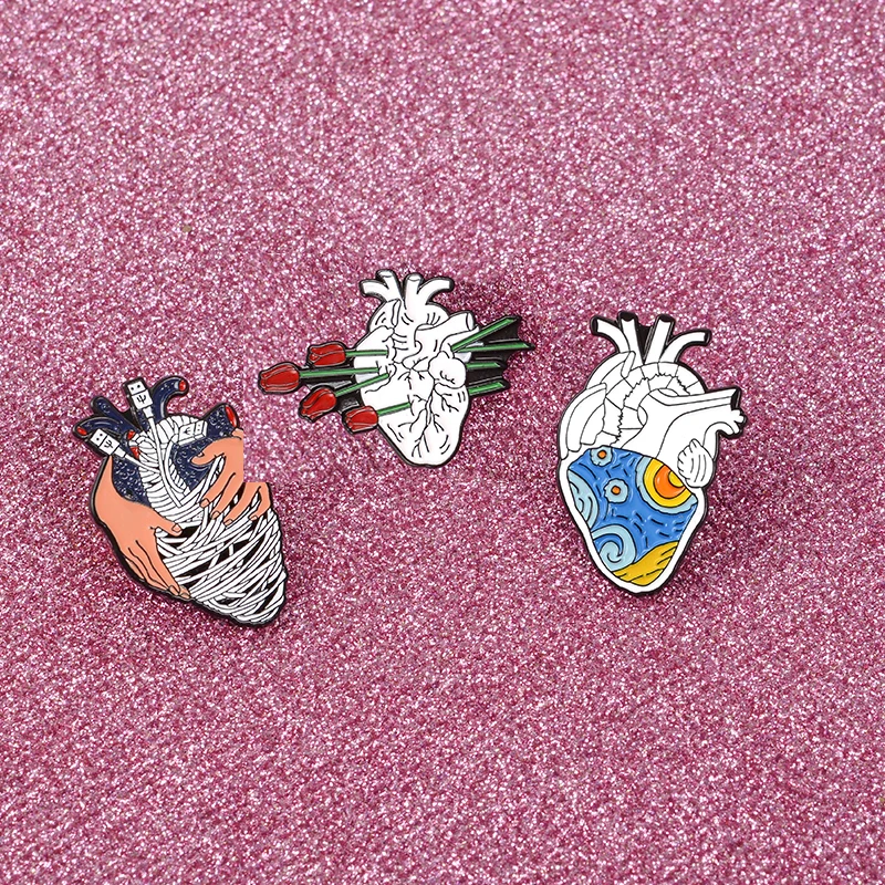 

Multi-element Surrealism Design Heart Pins Unique Artistic Brooches Badges Backpack Enamel Pins Fashion Gifts Jewelry for Friend