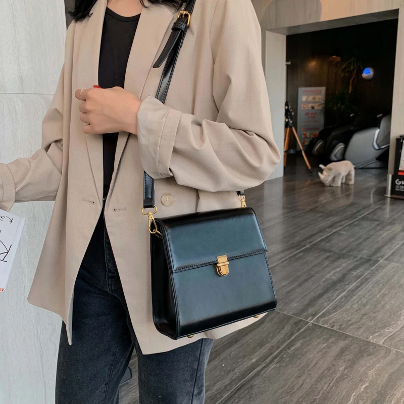 

Elegant Retro Solid Color Good Quality Shoulder Bag Women's Flap Pu Leather Messenger Bag Lady Crossbody Vertical Square Handbag
