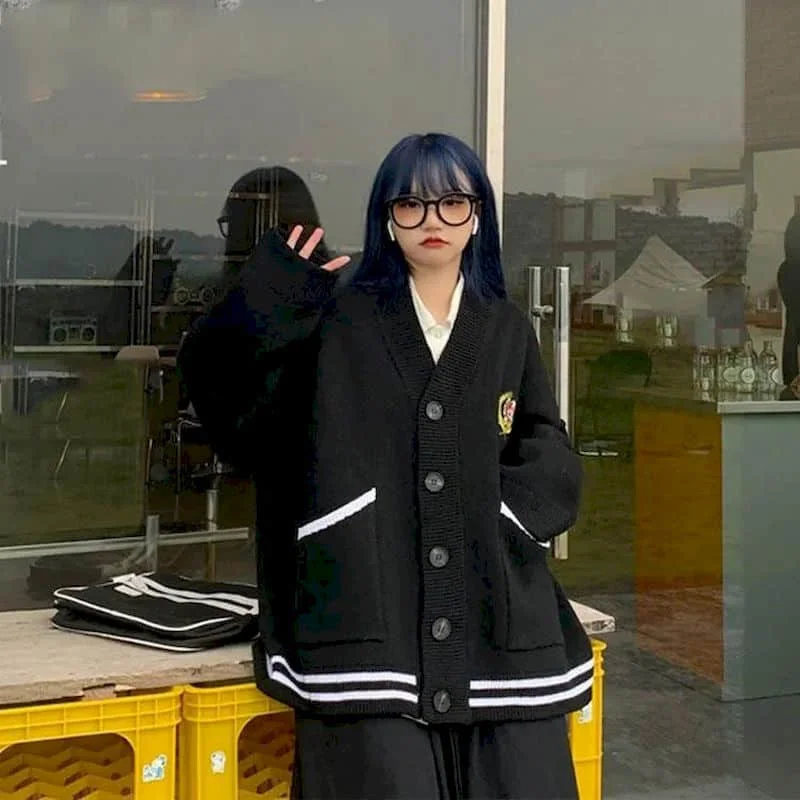 

College style cardigan sweater jacket female 2021 spring and autumn new Japanese casual loose all-match badge knitted top