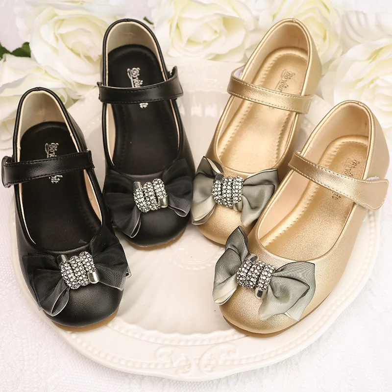 Кожаные туфли для девочек новинка весны 2020 Детские однотонные черного цвета с