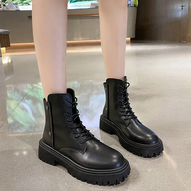 

Женские ботильоны из натуральной кожи, на массивной платформе