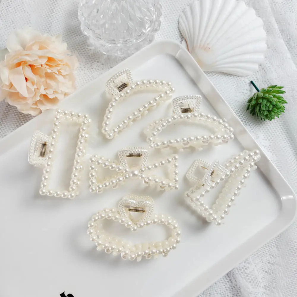 

Fashion Girl Hair Claw Geometric Imitation Pearl Hairpin Crab Heart Shape Crystal Hair Clips Hair Accessories For Elegant Women