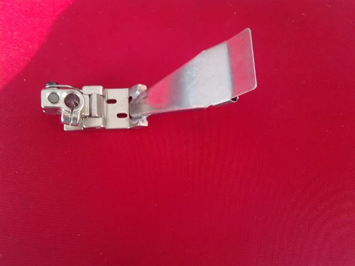 

Прижимная лапка для швейной машины Siruba F007JD P5117