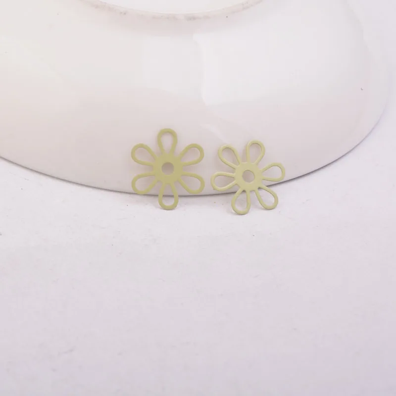 Apple Green 50 шт. AC10911 15 мм Цветок филигранные подвески Diy ювелирные изделия ожерелье - Окраска металла: Apple Green