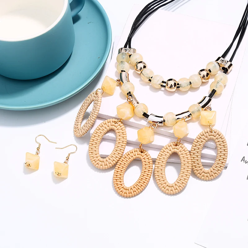 Fashion Large Choker Necklaces Earrings Set For Women Exagrated Wedding Jewelry Set Rope Chain Stateme Necklaces Amazing Price