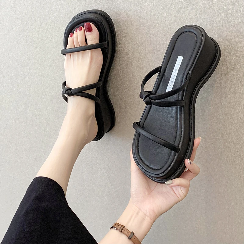 

Flat Platform Slippers Women Pu Narrow Band Thick Sole Slippers Women Summer Casual Outdoor Open Toe Wedge Slippers Mujer