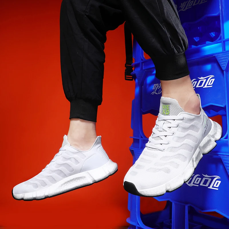 

Fashion High Quality Sneakers Lightweight Men Casual Shoes Breathable Male Footwear Lace Up Walking Shoe