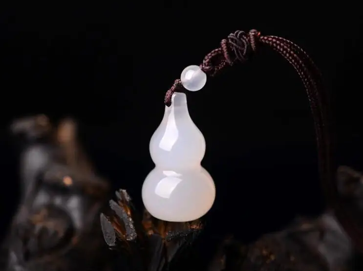 

Jade Gourd Pendant Natural Ice White Chalcedony Fulu Necklace Jade Pendant for Men and Women jewelry Couple Pendant