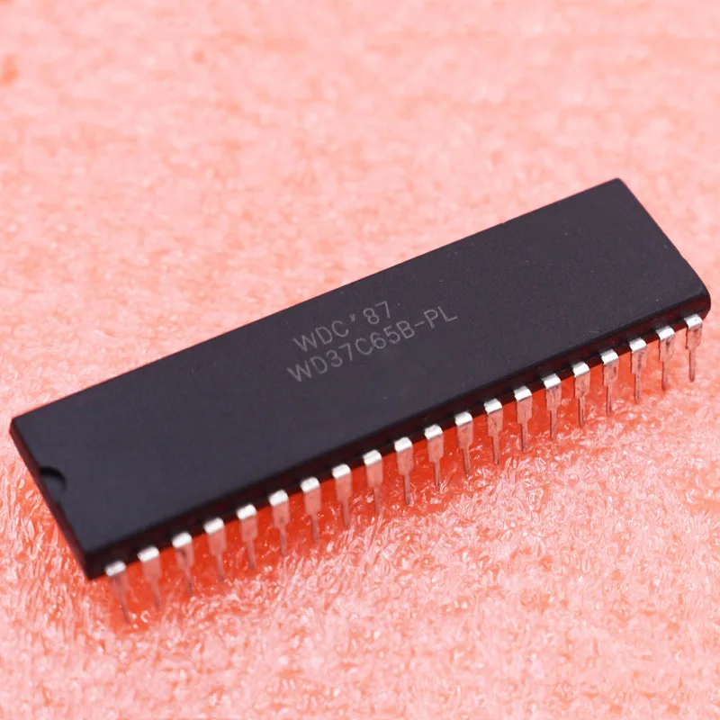 Флейт-контроллер для подсистемы дисков диагональю 40 контактов модель WD37C65B-PL 37C65B