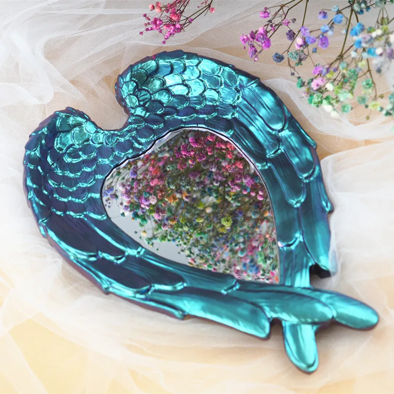 

2021 New Exquisite Vatican 3D DIY Crystal Epoxy Resin Mold Wings Love Mirror Tray Feather Mirror Silicone Mold