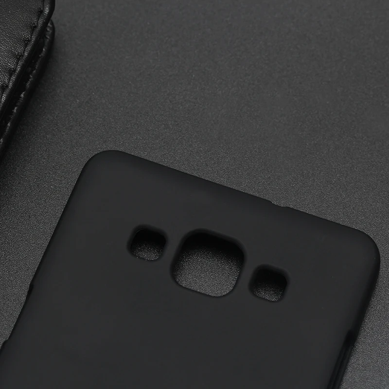 AMMYKI матовый на ощупь комплексная защита нескользящий мягкий черный силиконовый