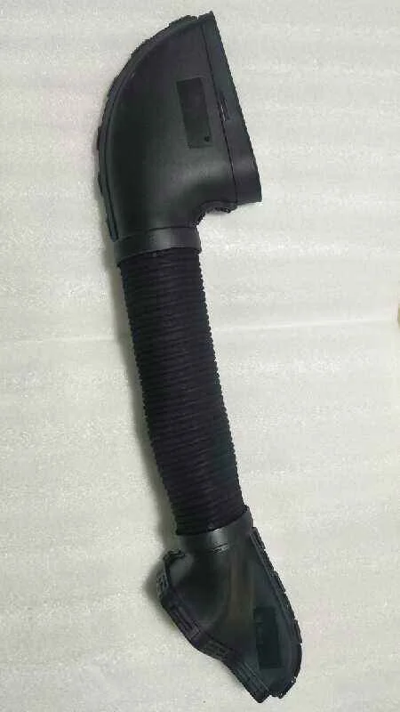 Воздухозаборный шланг для Mercedes Benz MB c-класс W204 C180 OEM: A2710900582