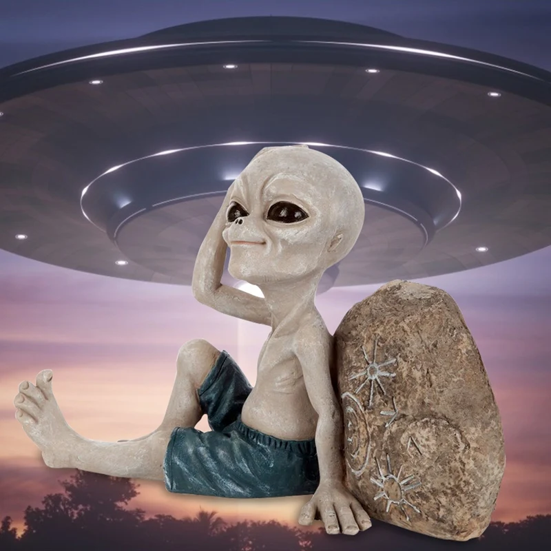 Miniatures Outer Space Alien Touching Head Statue Resin Crafts Surfing Sculpture Figurine Outdoor Home Decoration | Дом и сад