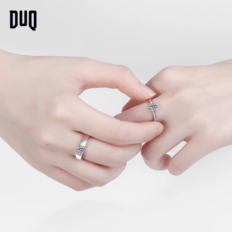 

DUQ Moissanite Ring 925 Silver Excellent 1/2ct Diamond Charming Romantic Engagement Gift Gemstone Couple Ring Sets for Women Men