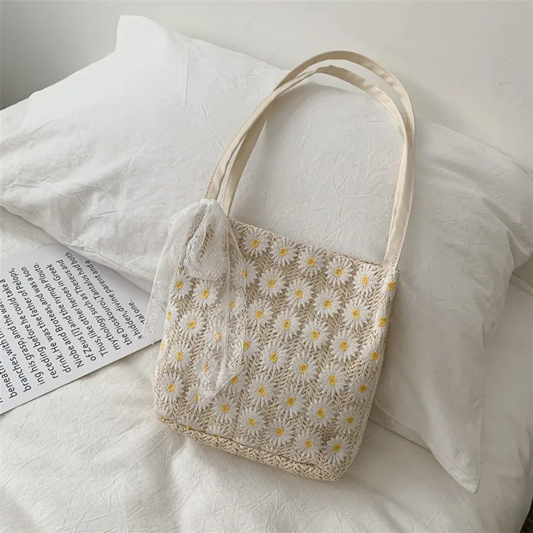 

Bohemian Straw Woven Bag Women Patchwork Lace Flower Embroidery Handbag Women Bucket Bag Beach Shoulder Bag Ladies Hand Bags