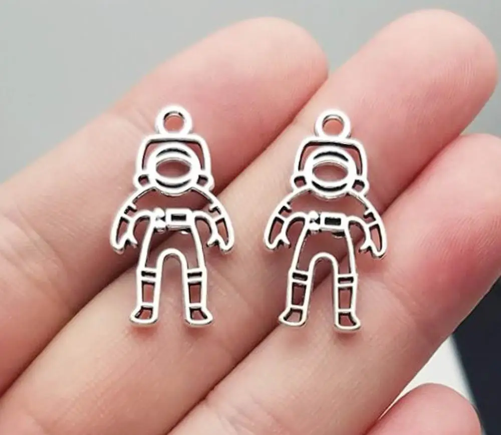 

20/pcs--26x14mm-28x16mm, Astronaut chams,Antique silver plated rocket charms,DIY supplies,Jewelry accessories