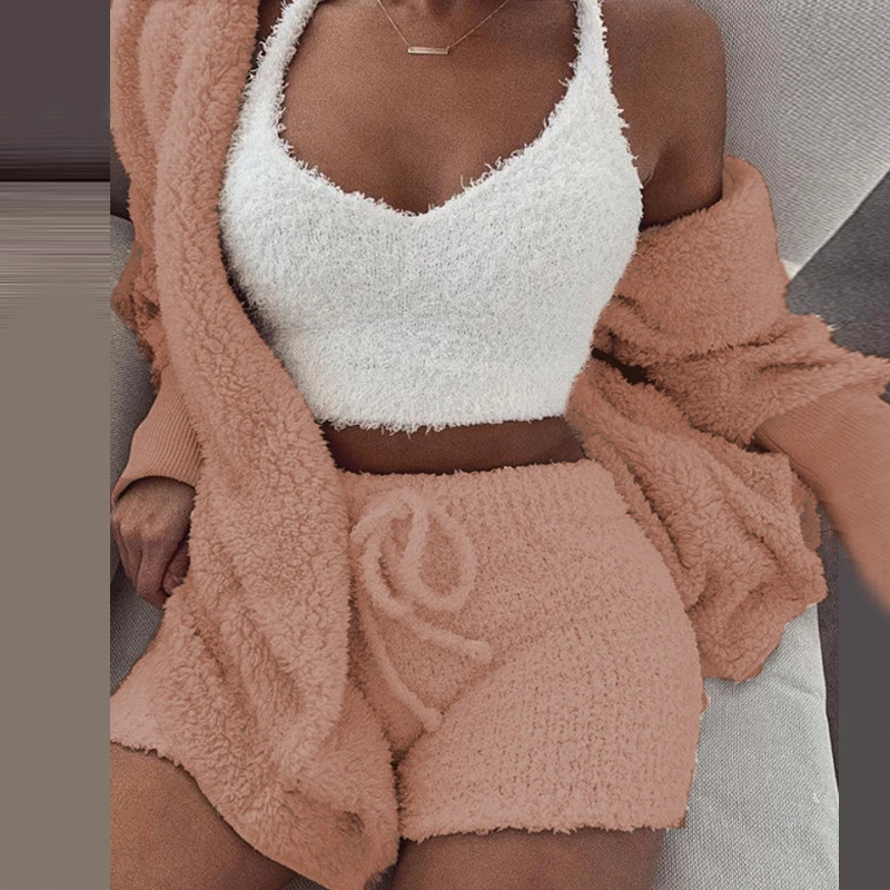 

Runway 2019 Autumn Winter Suit Set Plush Casual Sports 2 Piece Set Women Long Sleeved Open Jacket + Shorts Suit Female Two Piece