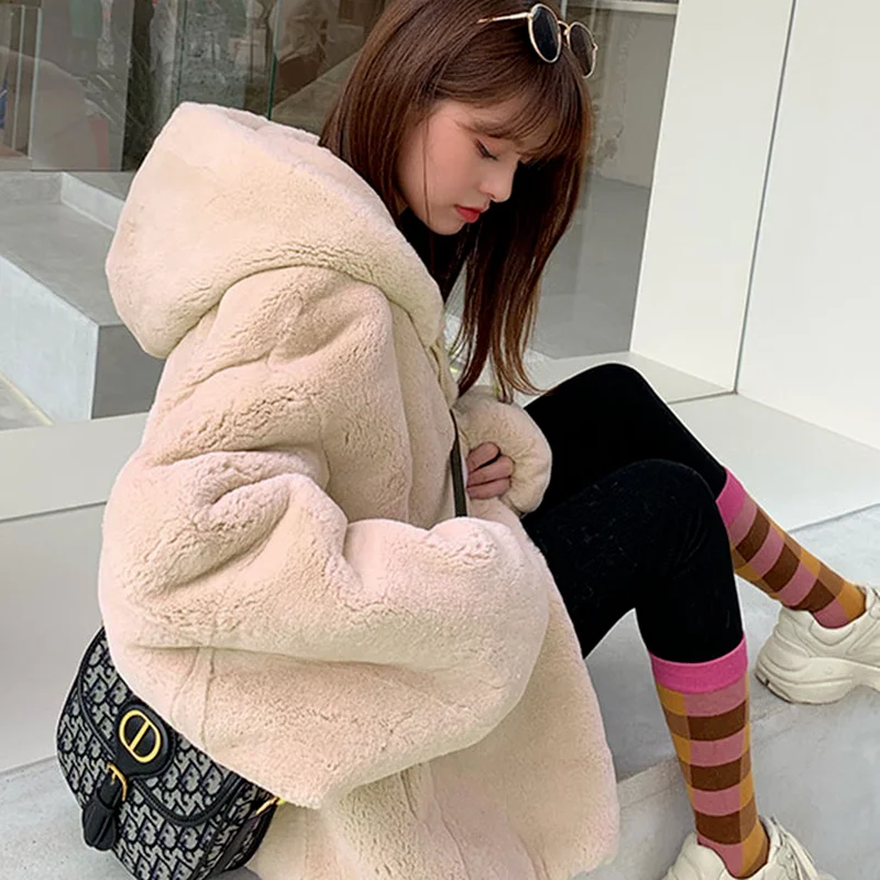 Faux Fur Jacket Women Furry Thick Hooded Baseball Uniform 2023 Winter Casual Loose Short Coat Ladies Luxury Blended Fur Jackets