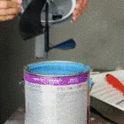 Диспенсер для краски на водной основе без капель с улучшенным эффектом герметизации растворителей