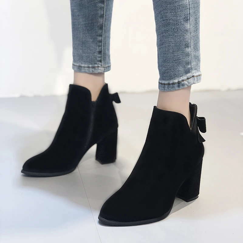 

Autumn Women Ankle Boots Flock Platform Mid Chunky Heel Round Toe Buckle Strap Sewing Non Slip Rubber Sole Casual Shoes