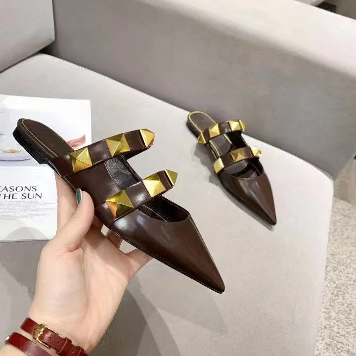 

2021 summer new sandals fashion flat women's shoes pointy metal decoration comfortable Joker women's shoes casual shoes