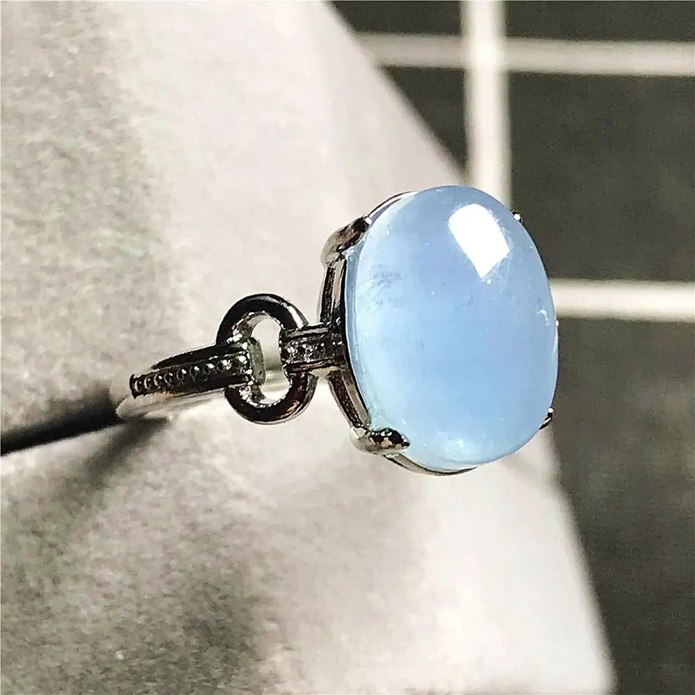 

Кольцо с натуральным аквамарином, 11x7 мм, с овальным камнем