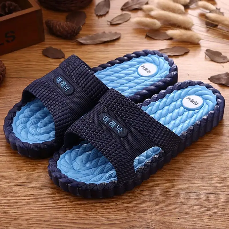 

2021 New Slippers Male Summer Massage Indoor Home Couple Living Room Bathroom Non-Slip PVC Material Sandals And Slippers Male
