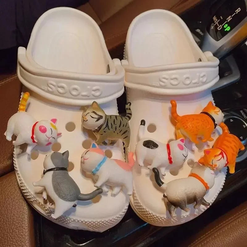 8pcs Cute 3D Cats Croc Charms Designer DIY Stereo Shoe Decoration Clogs Hello Kids Women Girls Gifts Charm for Croc Jibb images - 6