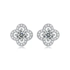 Серьги-гвоздики женские из серебра 925 пробы с муассанитом 0,5 карат D