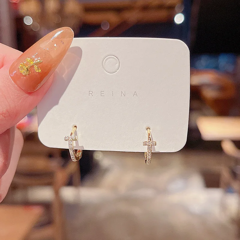 

2021 New S925 Silvers Round Full Diamonds Earrings Simple Boho Exquisite Jewellery for Women Earring Trend Fashion