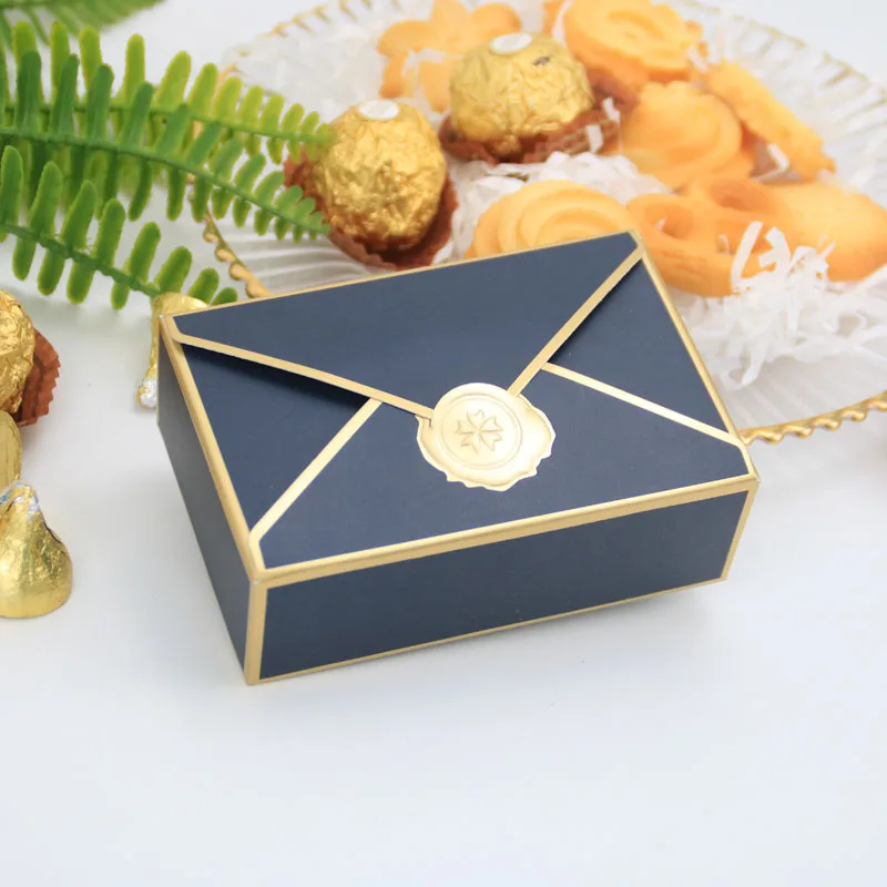 

20pcs/set Sweet Box Envelope Shape Design for Wedding Souvenirs for Guests Chocolate Candy Box