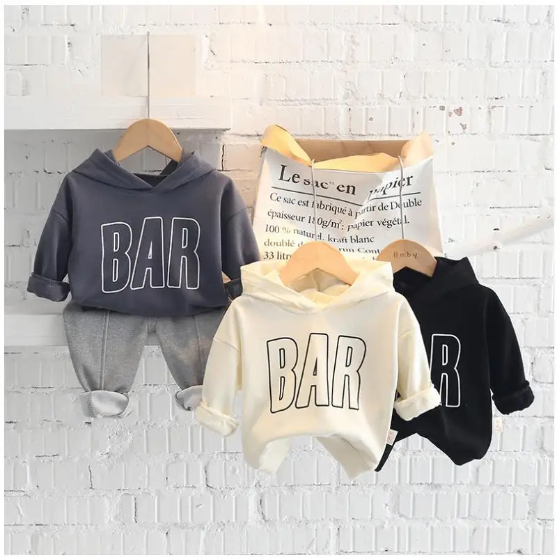 

Детская одежда для маленьких мальчиков, Повседневная Свободная Толстовка с длинным рукавом и капюшоном с надписью и штаны, 2 предмета, наряд...