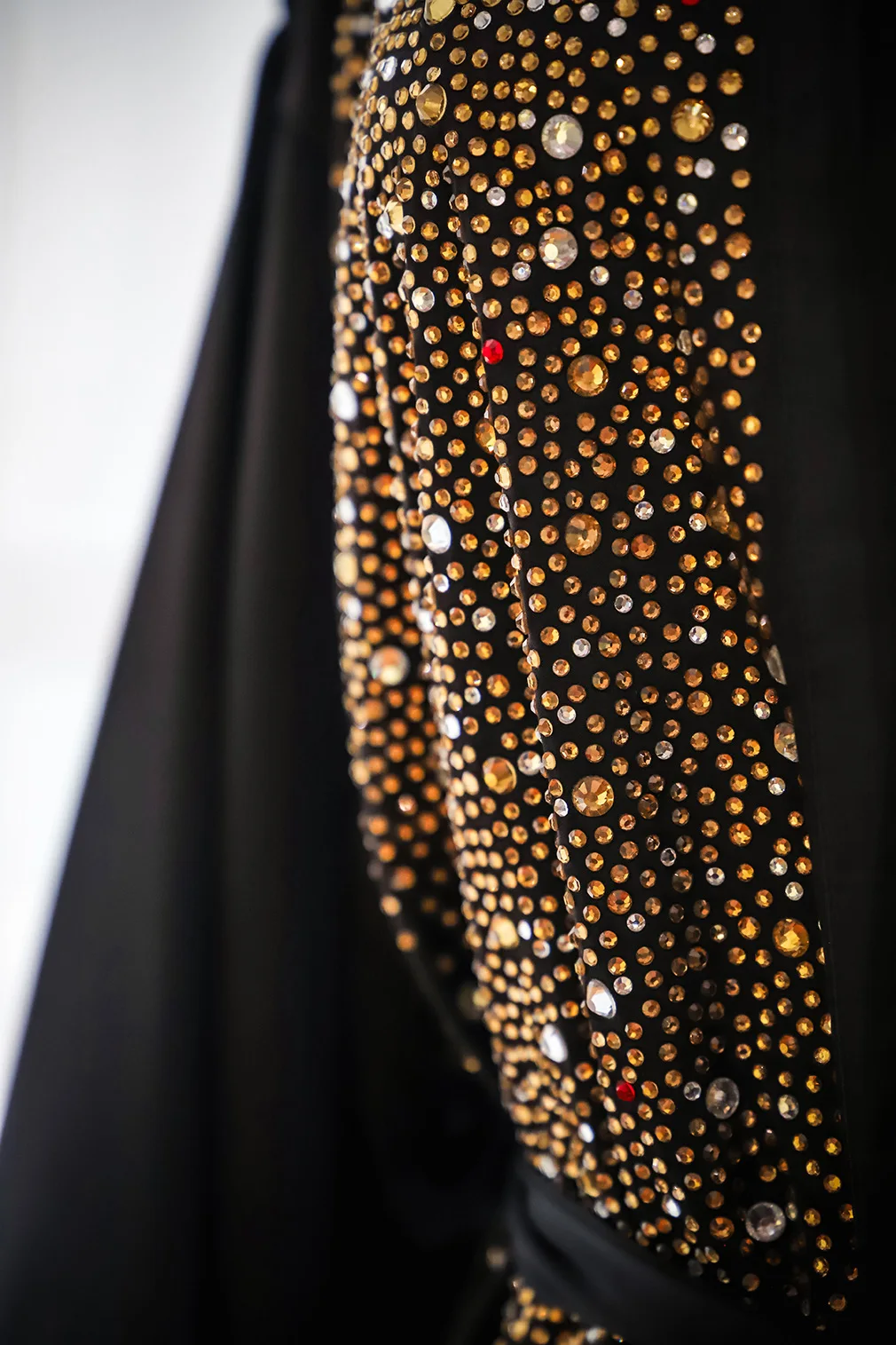 

Luxury Exquisite Bride Wedding Robe Sexy Intimate Lingerie Nightgown Hot Drilling Kimono Bathrobe Gown Satin Sleepwear Nightdres