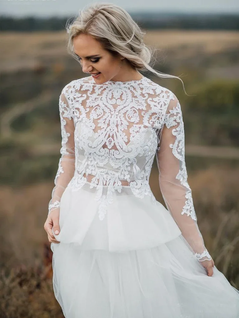 

Lakshmigown Boho Wedding Dress With Low V Back Bridal Lace Gown Separates Wedding Dress robe mariee