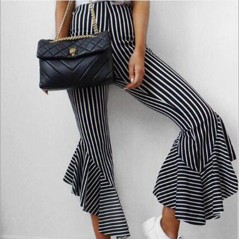Черные и белые полосатые расклешенные леггинсы модные сексуальные облегающие