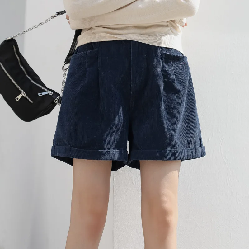 

Literary Retro Loose Waist Straight Tube Loose Corduroy Five Minutes Shorts Women Autumn And Winter