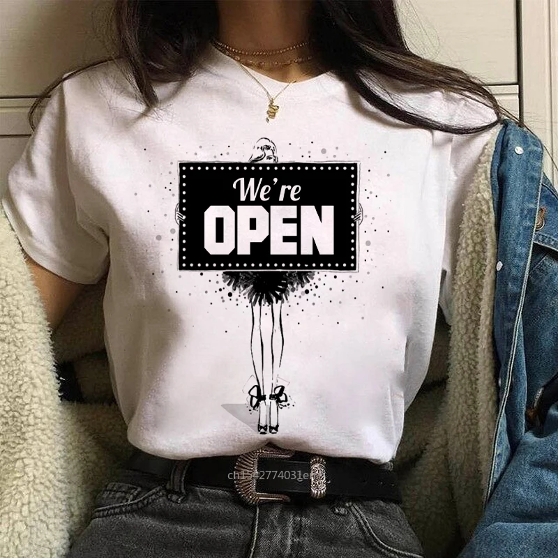 

Queen Printed T Shirt Graphic Tees Soft Letters Graphic Tops Oversized