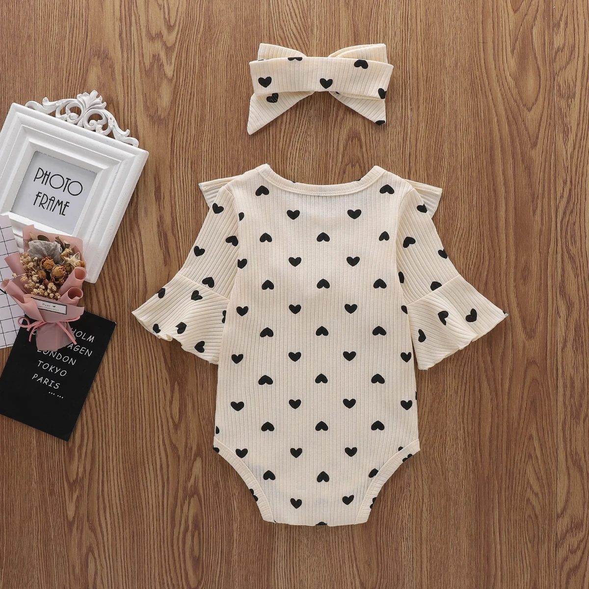 

Baby Girl 0-24M Clothing Baby Girls Ribbed Clothes Girl Ruffle Hearts Jumpsuit Newborn Fly Long Sleeve Bodysuit Kids Outfit