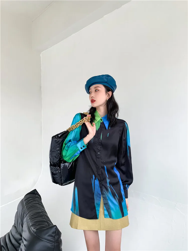 

2021 Spring New Women Long Sleeve Print Satin Shirt Cardigan Female Fashion Loose Casual Vintage Shirts Blouse Tops Fall