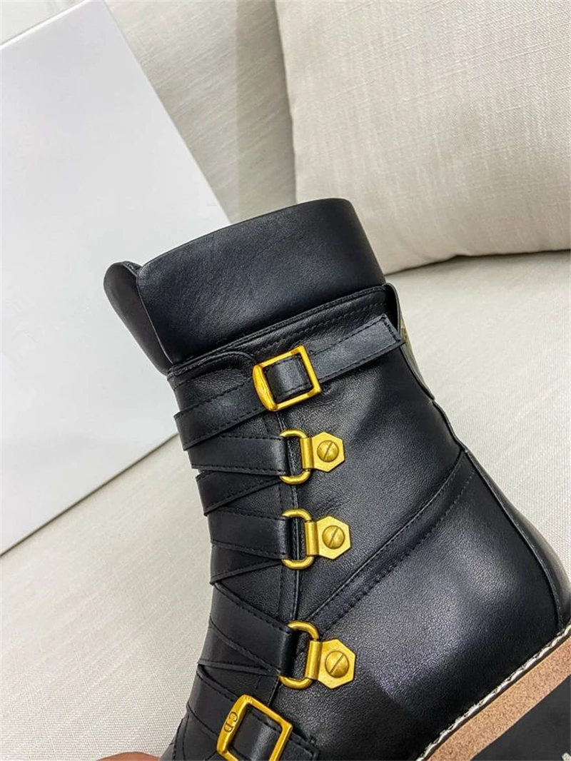 

Black Women Ankle Boots Genuine Leather Buttons Decor Lace Up Women Martin Boots Runway Party Dress Shoes Women Short Boots Girl