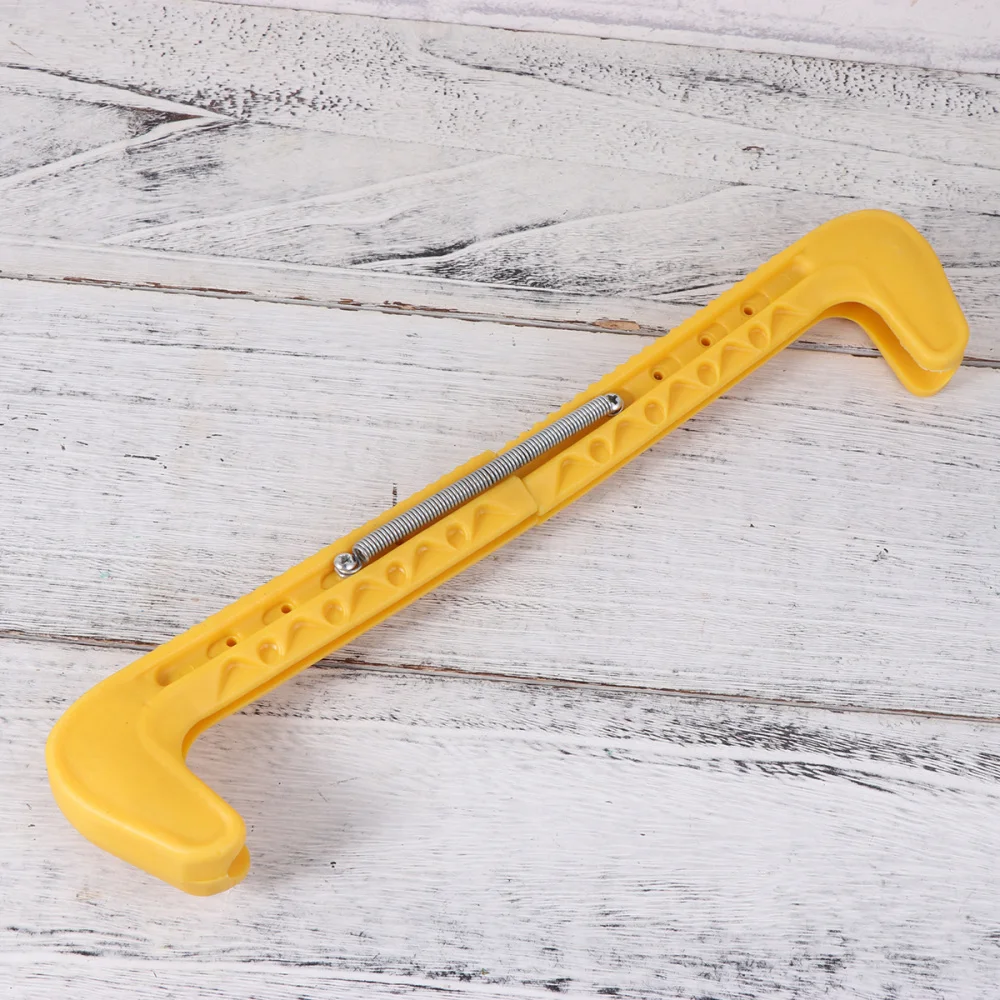 

1 Pair Ice Skate Guards Adjustable Ice Skate Walking Guards Ice Hockey Figure Protector Covers (Yellow)