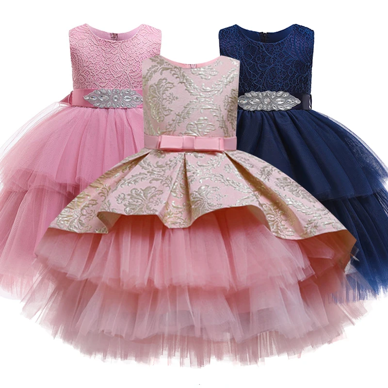 Нарядный смокинг с цветочным узором для девочек на свадебную вечеринку