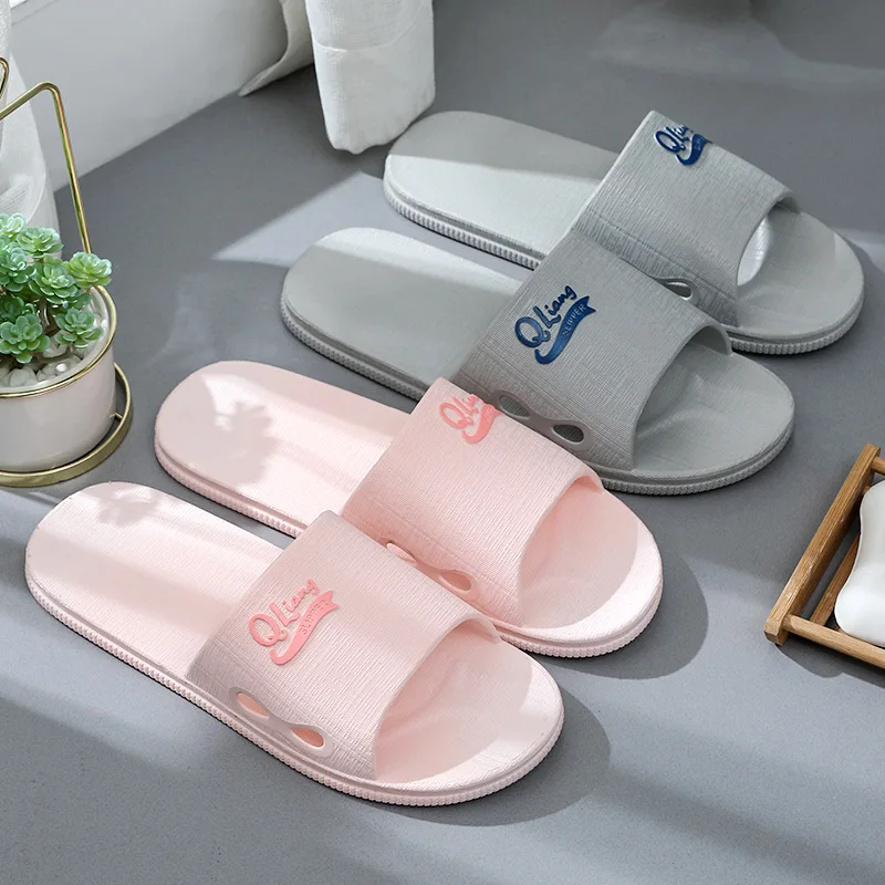 

2021 New Slippers Summer Slides Home Indoor Non-Slip Sandals Soft Bottom Shoes Bathroom Couple Slippers Women Flat Flip Flops
