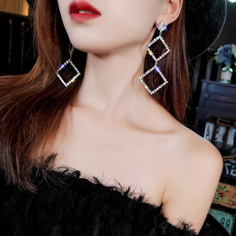 

Fashion Exaggerated Rhinestone Earrings for Women Shiny Geometric Crystal Earrings Love Statement Earring Jewelry
