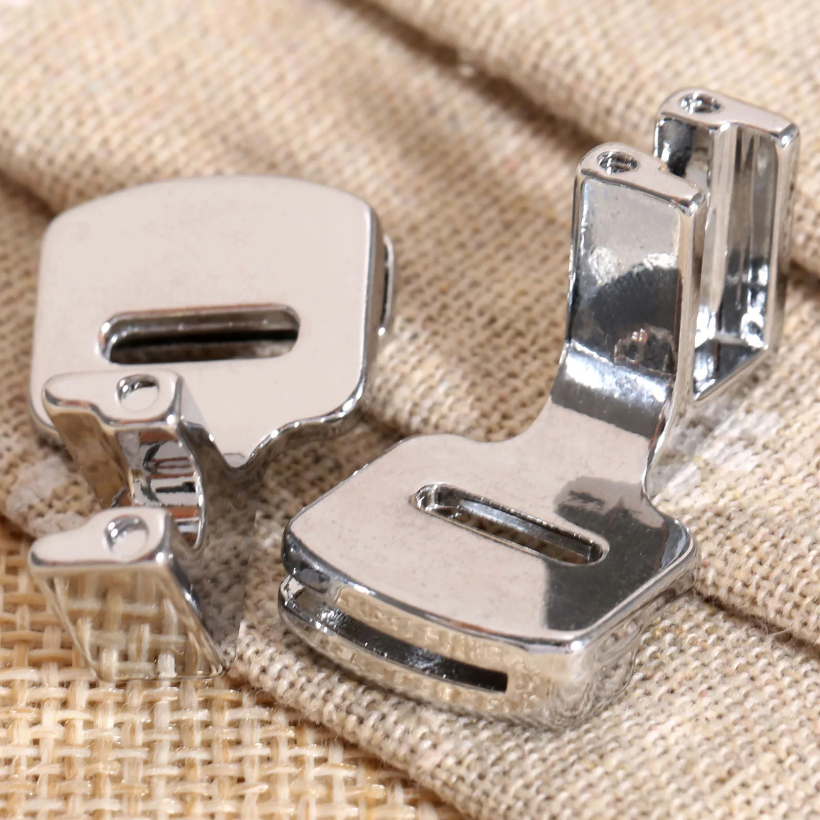 

1x Metal Gathering Presser Foot Feet For Singer Brother Janome Domestic Sewing Machines 28mm Sewing Machine Replacement