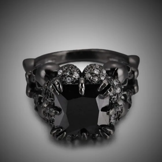 

Gothic Black Sliver Skull Rings Skeleton Paw Stainless Steel Rings For Women Men White Black Cubic Zirconia Halloween Gift